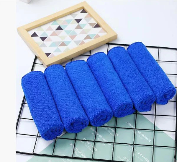 Microfiber car cleaning cloth – gentle on your vehicle