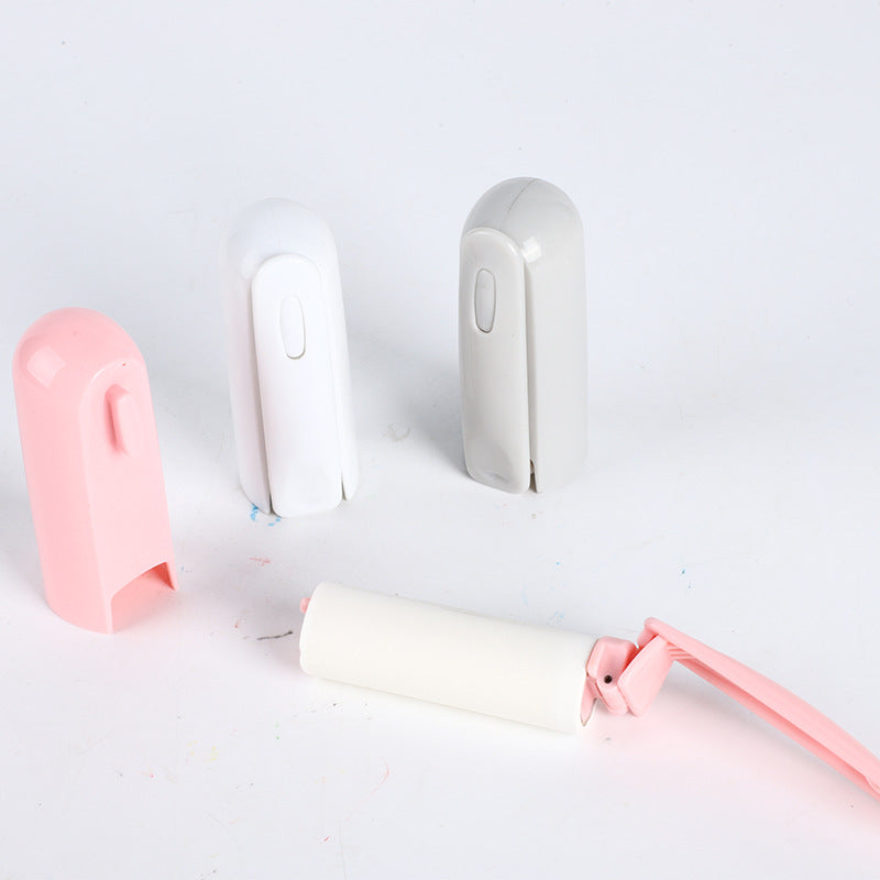 Mini Portable Lint Roller Removes pet hair, clothing fibres and bedding fluff. Can be torn diagonally for multiple uses.