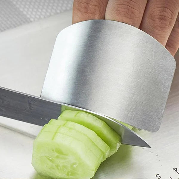 🎉 2026 Sale — Over 28600 Sold!💞 Stainless Steel Adjustable Finger Guard‑Kitchen Safe 🔪
