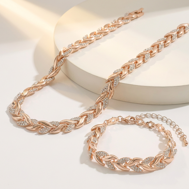 💎Rhinestone-embellished fishbone bracelet✨