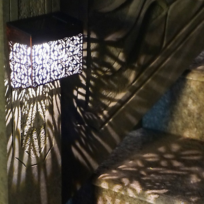 💎 50% OFF! 💎 Solar Powered LED Hollow Wall Light – Auto On/Off, Weatherproof & Casts Beautiful Patterned Glow