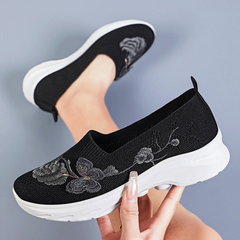 Women's Breathable Flyknit Slip-On Shoes