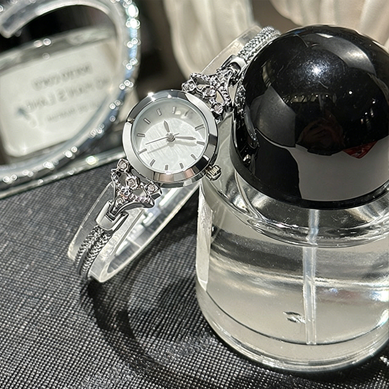 Women's Elegant Mother-of-Pearl Dial Watch