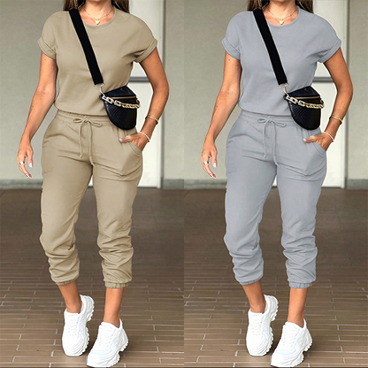 Women’s Comfortable Tracksuit with Pockets