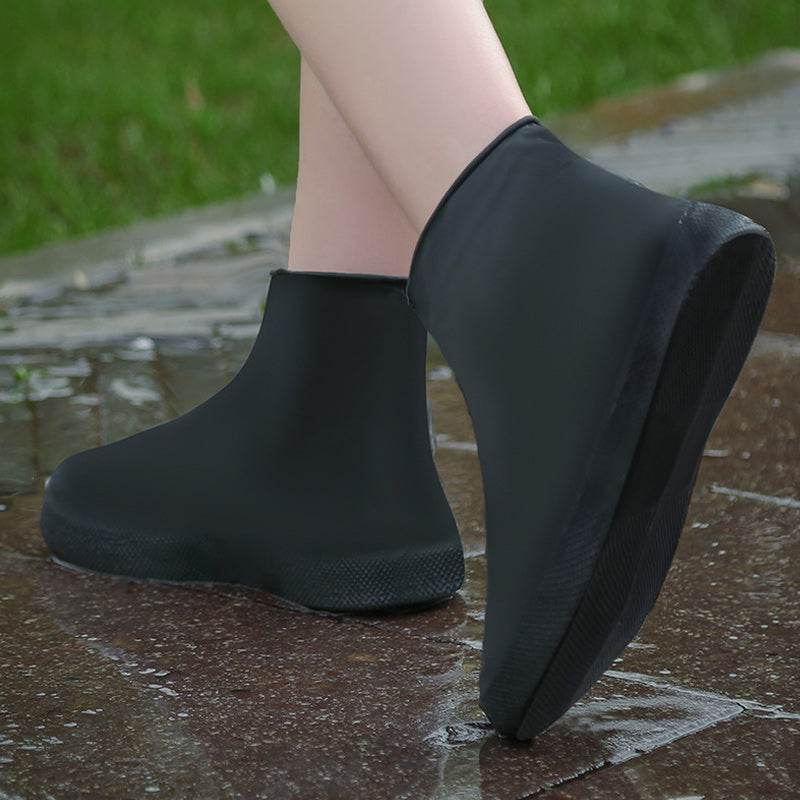 ⏰Waterproof Rain Shoe Cover – Non-slip sole & easy on/off – Reusable, perfect for wet weather or muddy walks – fits most shoes, keeps feet dry🌧️