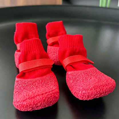 🥳2026 HOT SALE🥳💞50K+ SOLD!🐶🛡️ 50% OFF! Anti‑Slip Waterproof Pet Shoes – Rubber sole, adjustable strap. Protects paws from rain, mud & sharp ground. 👟✨