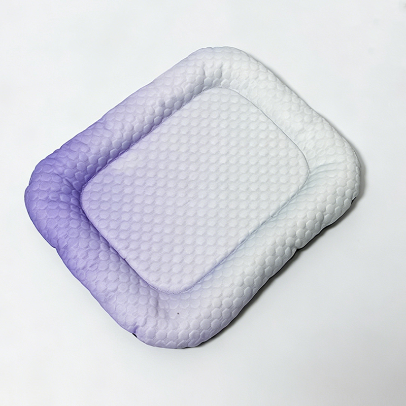 🥳2026 HOT SALE🥳💞50K+ SOLD!🐶❄️ 50% OFF! Cooling Gel Mat for Pets – No refrigeration needed, instant heat relief. Breathable, non‑toxic. Helps pets sleep cool all summer! 🌿✨