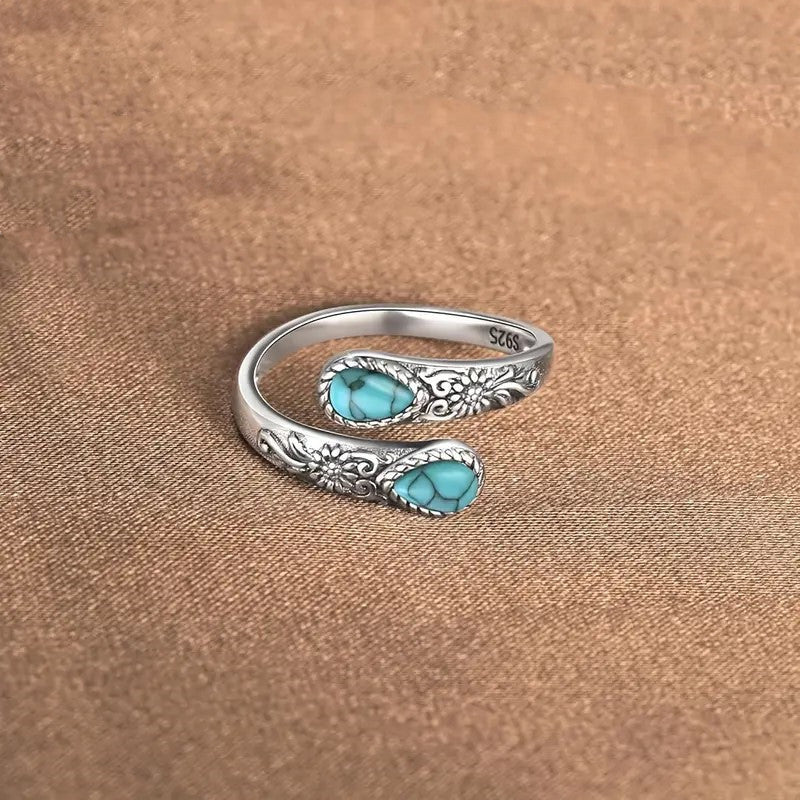 Vintage Adjustable Open Ring with Teardrop Glowing Zircon