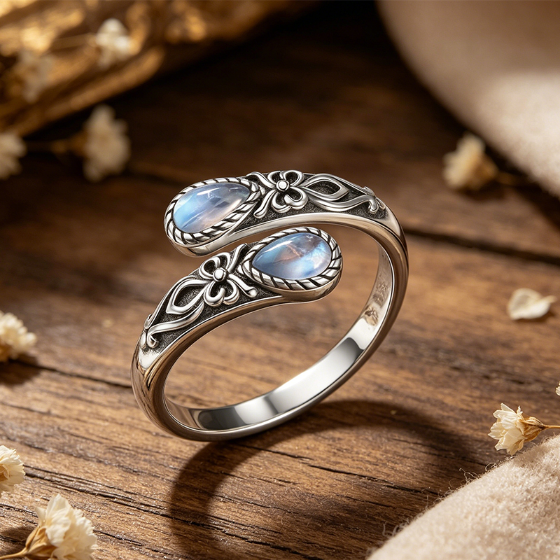 Vintage Adjustable Open Ring with Teardrop Glowing Zircon