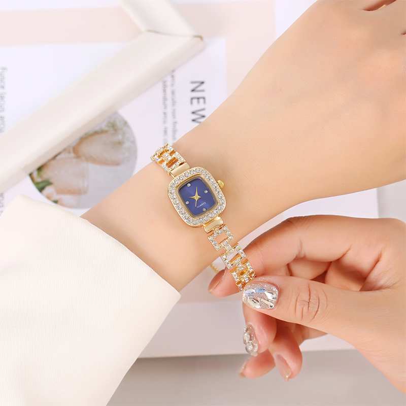 Women Drawstring Bracelet Watch Square Quartz
