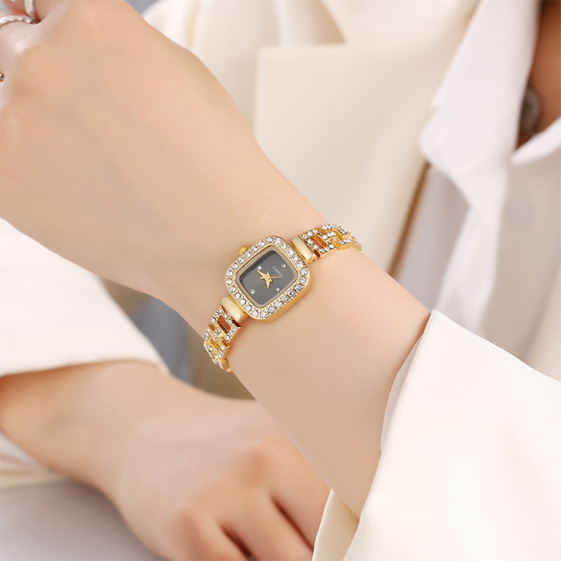Women Drawstring Bracelet Watch Square Quartz