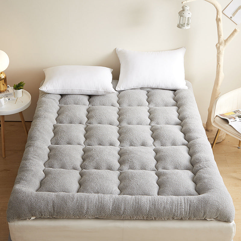 Soft Quilted Mattress Topper🛏️A Cloud-Like Layer of Comfort – Drift Off in Softness, Wake Up Refreshed ✨