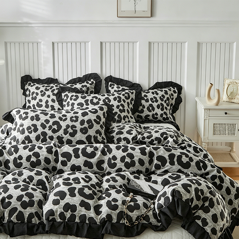 Leopard Print Ruffled Duvet Cover Set