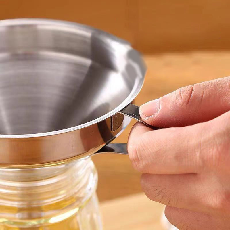 ⚗️ LIMITED-TIME 50% OFF! 🥣 Stainless Steel Filter Funnel – Removable Mesh, Multi-scene, Hangable ✨