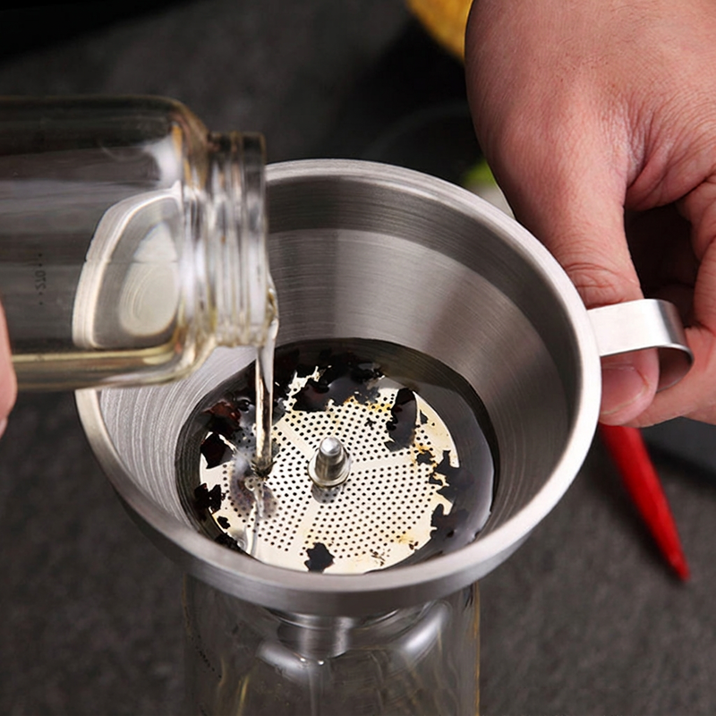 ⚗️ LIMITED-TIME 50% OFF! 🥣 Stainless Steel Filter Funnel – Removable Mesh, Multi-scene, Hangable ✨