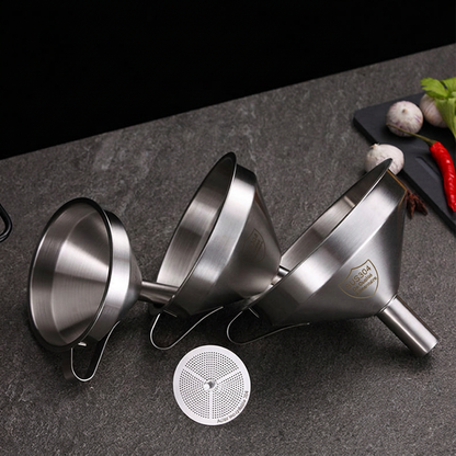 ⚗️ LIMITED-TIME 50% OFF! 🥣 Stainless Steel Filter Funnel – Removable Mesh, Multi-scene, Hangable ✨