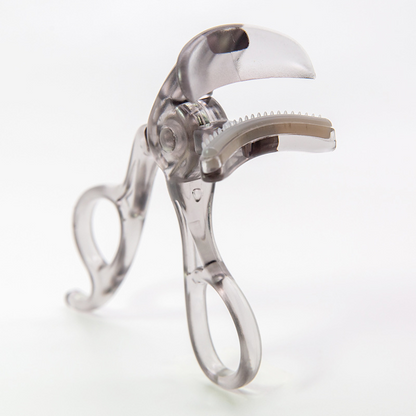 📢📢BUY 1 GET 1 FREE⏰Wide-Angle Eyelash Curler with Comb