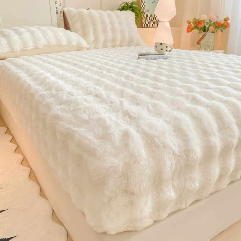 ⏳🔥LIMITED-TIME 50% OFF! ⏰Soft Rabbit Plush and Milk Velvet Fitted Sheet Mattress Cover Dustproof Mattress Protector