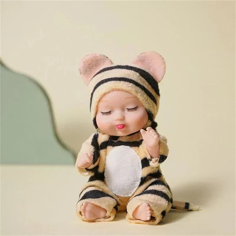 📢📢50% OFF !! ⏰Mini Lifelike Realistic sleeping baby doll set with animal costumes